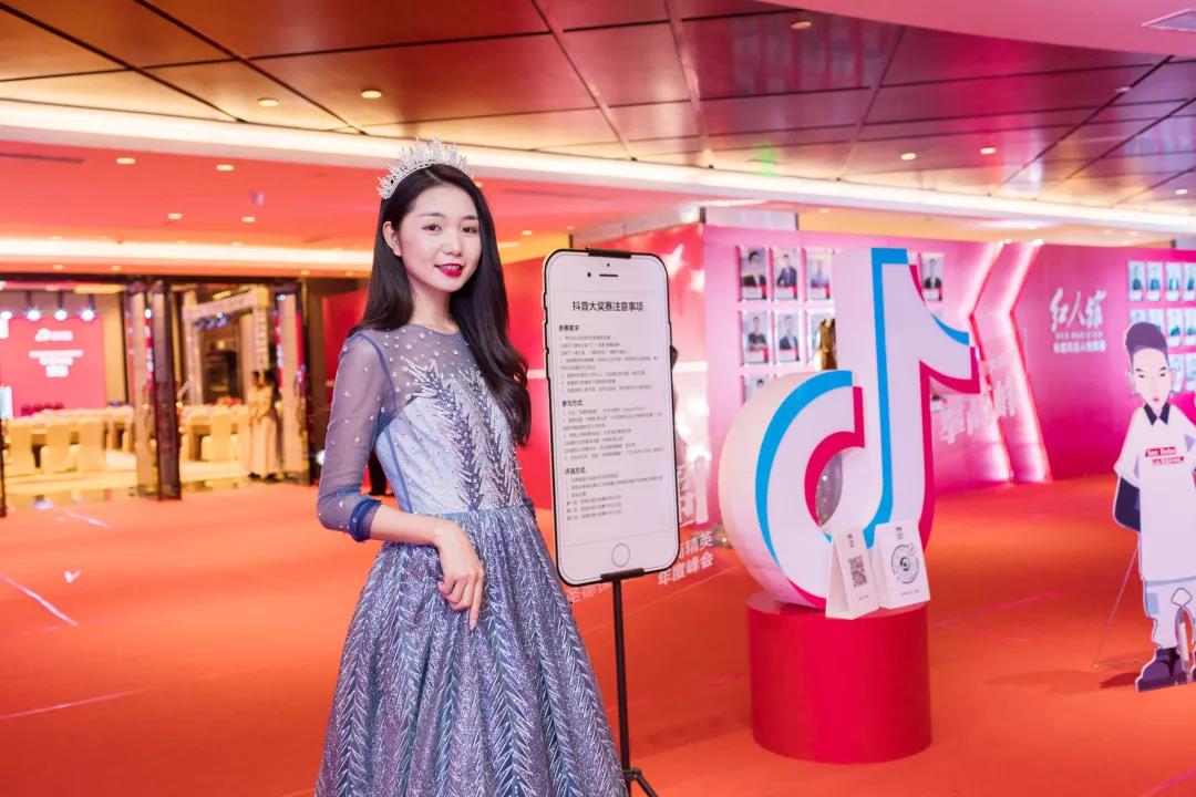 突圍再出發(fā)！ 圣德保陶瓷抖音企業(yè)號C位上線